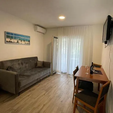 Appartement Natalija Nečujam